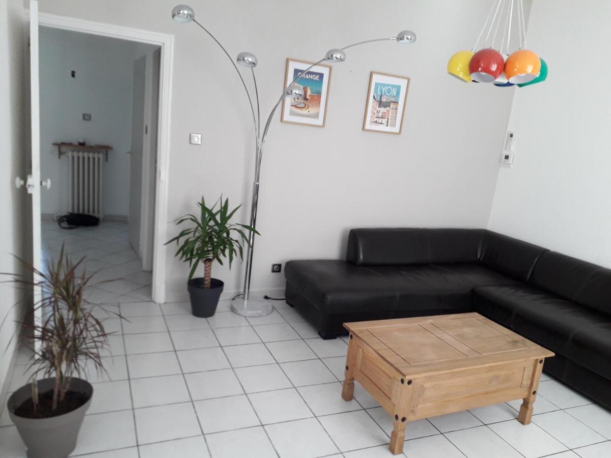 Appartement Spacieux Orange  Buitenkant foto