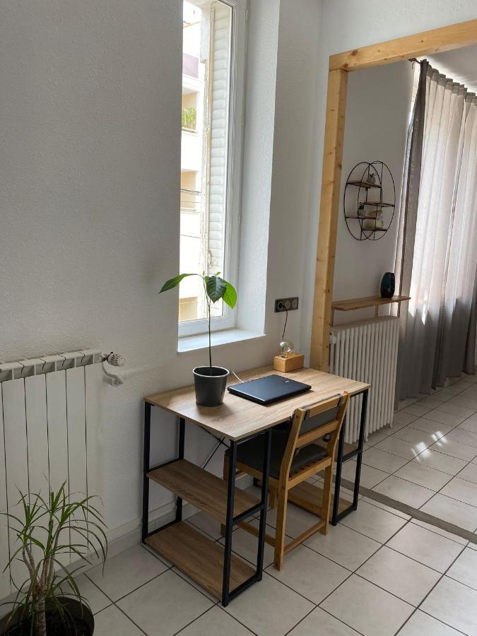 Appartement Spacieux Orange  Buitenkant foto