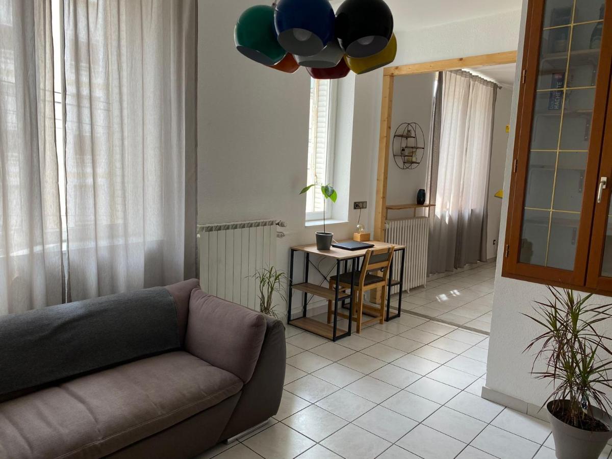Appartement Spacieux Orange  Buitenkant foto